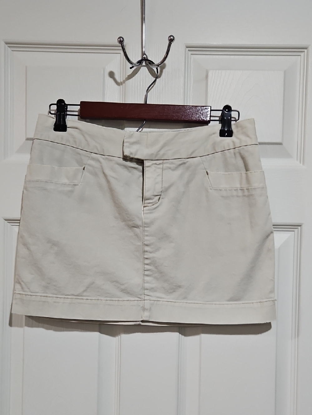 American Eagle Khacki Skirt